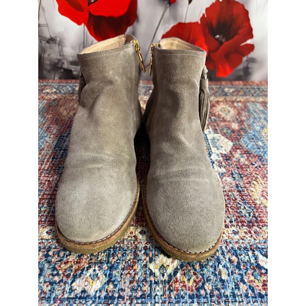 Kate Spade Bellamy ankle boot in EUC. Size 8.